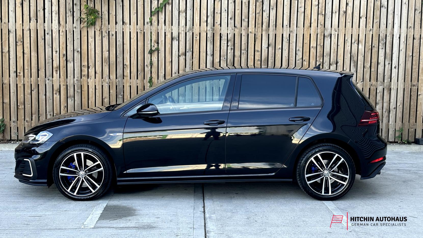 Volkswagen Golf 1.4 TSI 8.7kWh GTE Hatchback 5dr Petrol Plug-in Hybrid DSG Euro 6 (s/s) (204 ps)