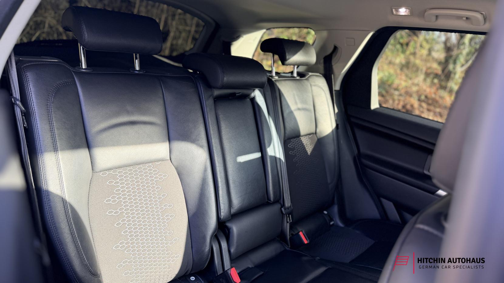 Land Rover Discovery Sport 2.0 TD4 SE Tech SUV 5dr Diesel Auto 4WD Euro 6 (s/s) (180 ps)