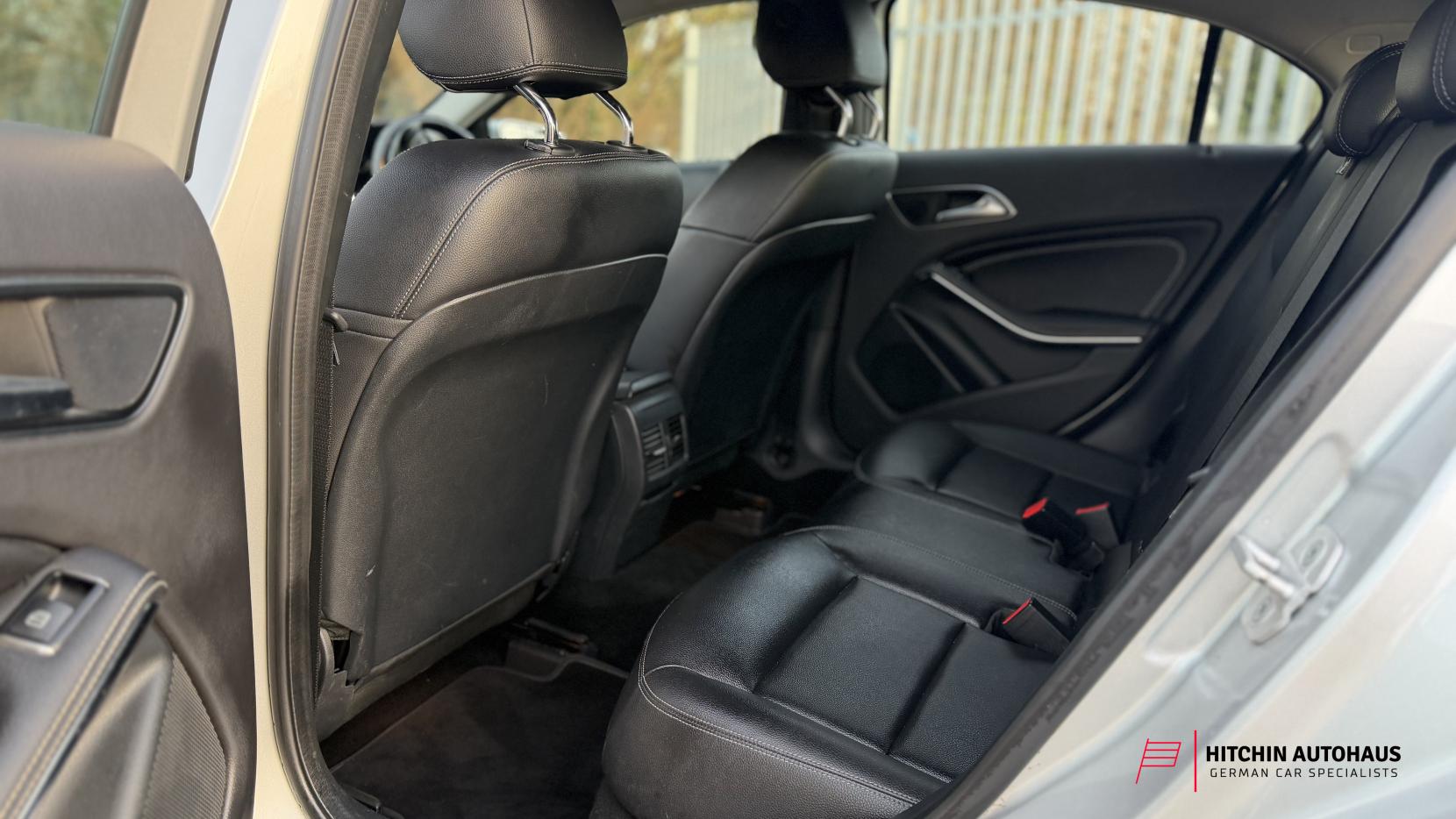 Mercedes-Benz A Class 2.1 A200d Sport Hatchback 5dr Diesel Manual Euro 6 (s/s) (136 ps)