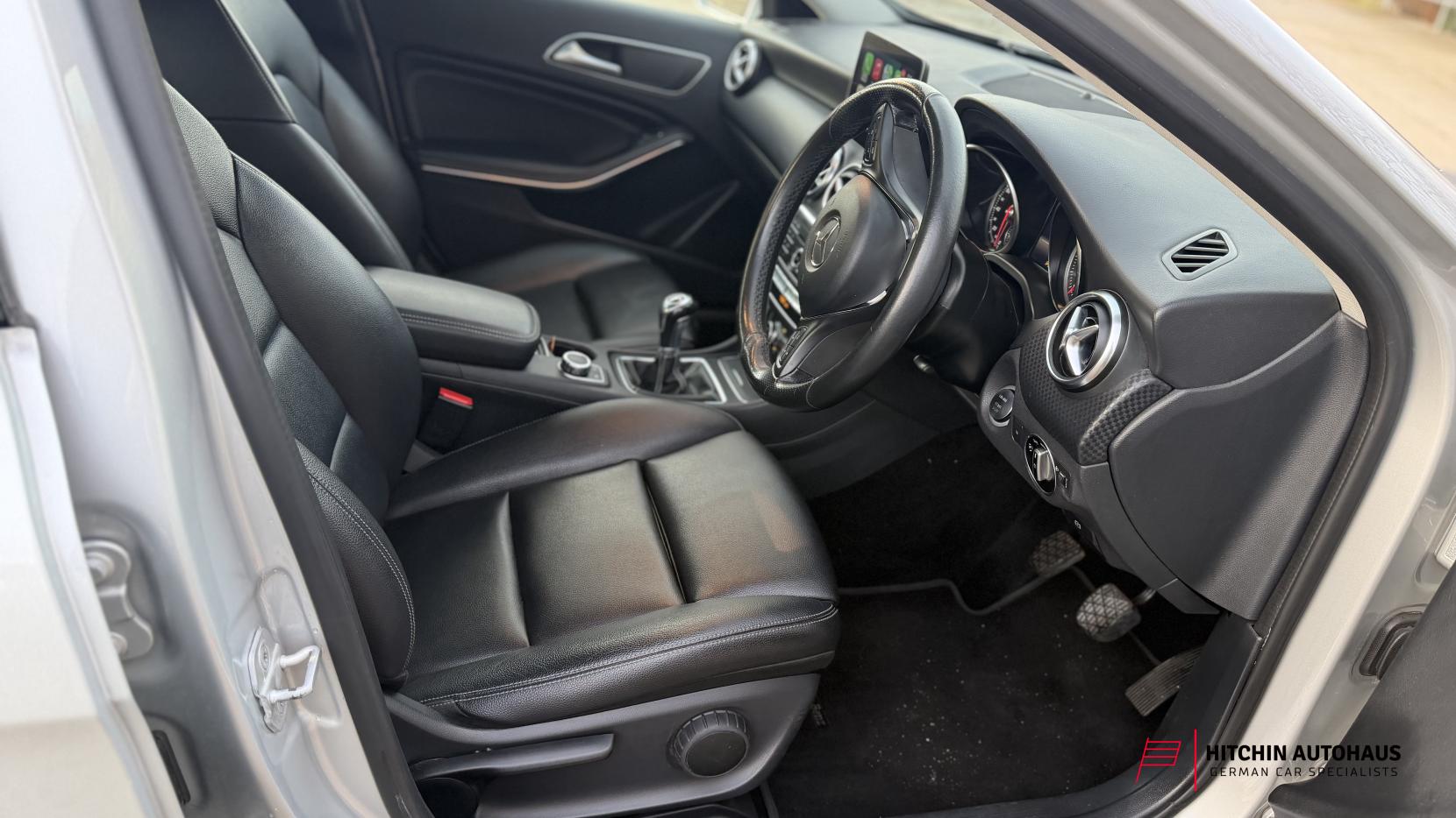 Mercedes-Benz A Class 2.1 A200d Sport Hatchback 5dr Diesel Manual Euro 6 (s/s) (136 ps)