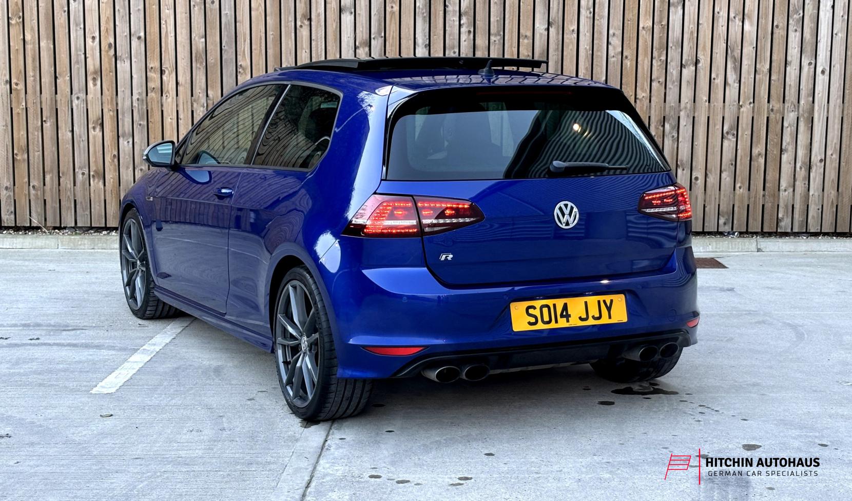 Volkswagen Golf 2.0 TSI BlueMotion Tech R Hatchback 3dr Petrol Manual 4Motion Euro 6 (s/s) (300 ps)