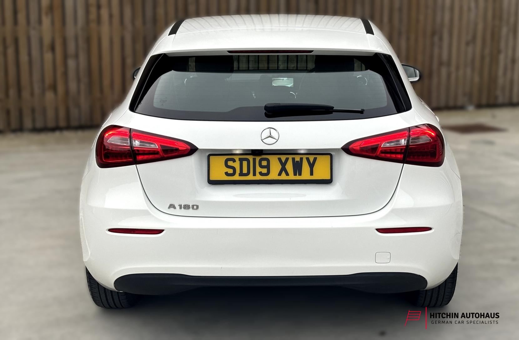 Mercedes-Benz A Class 1.3 A180 SE Hatchback 5dr Petrol Manual Euro 6 (s/s) (136 ps)