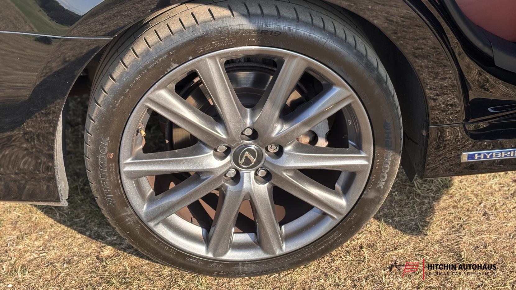Lexus GS 3.5 450h V6 F Sport Saloon 4dr Petrol Hybrid CVT Euro 5 (s/s) (345 ps)