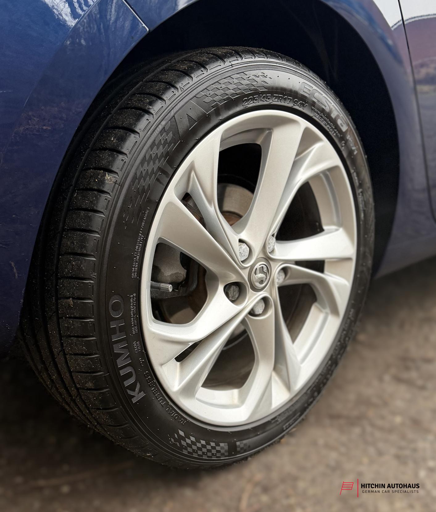 Vauxhall Astra 1.2 Turbo SRi Nav Hatchback 5dr Petrol Manual Euro 6 (s/s) (110 ps)