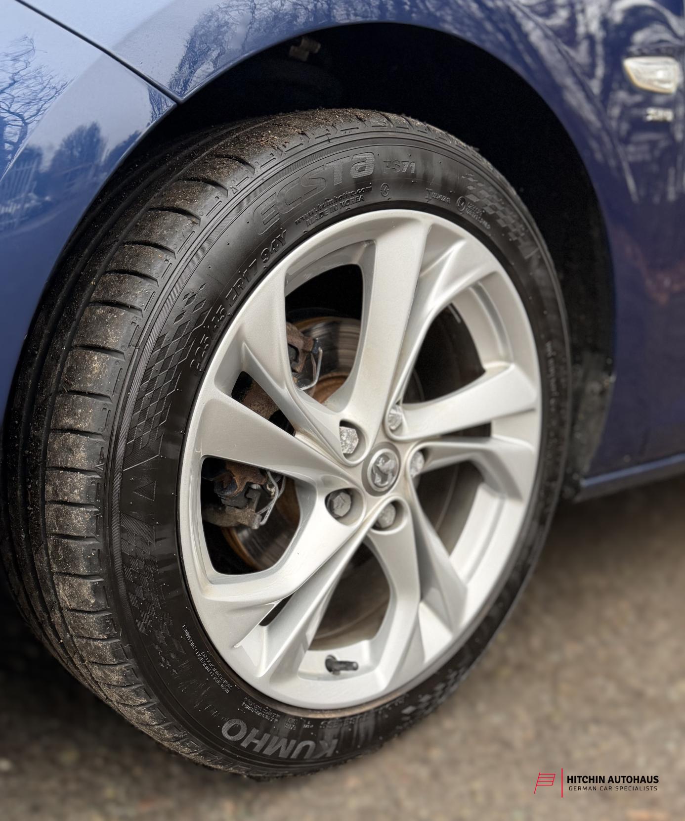 Vauxhall Astra 1.2 Turbo SRi Nav Hatchback 5dr Petrol Manual Euro 6 (s/s) (110 ps)