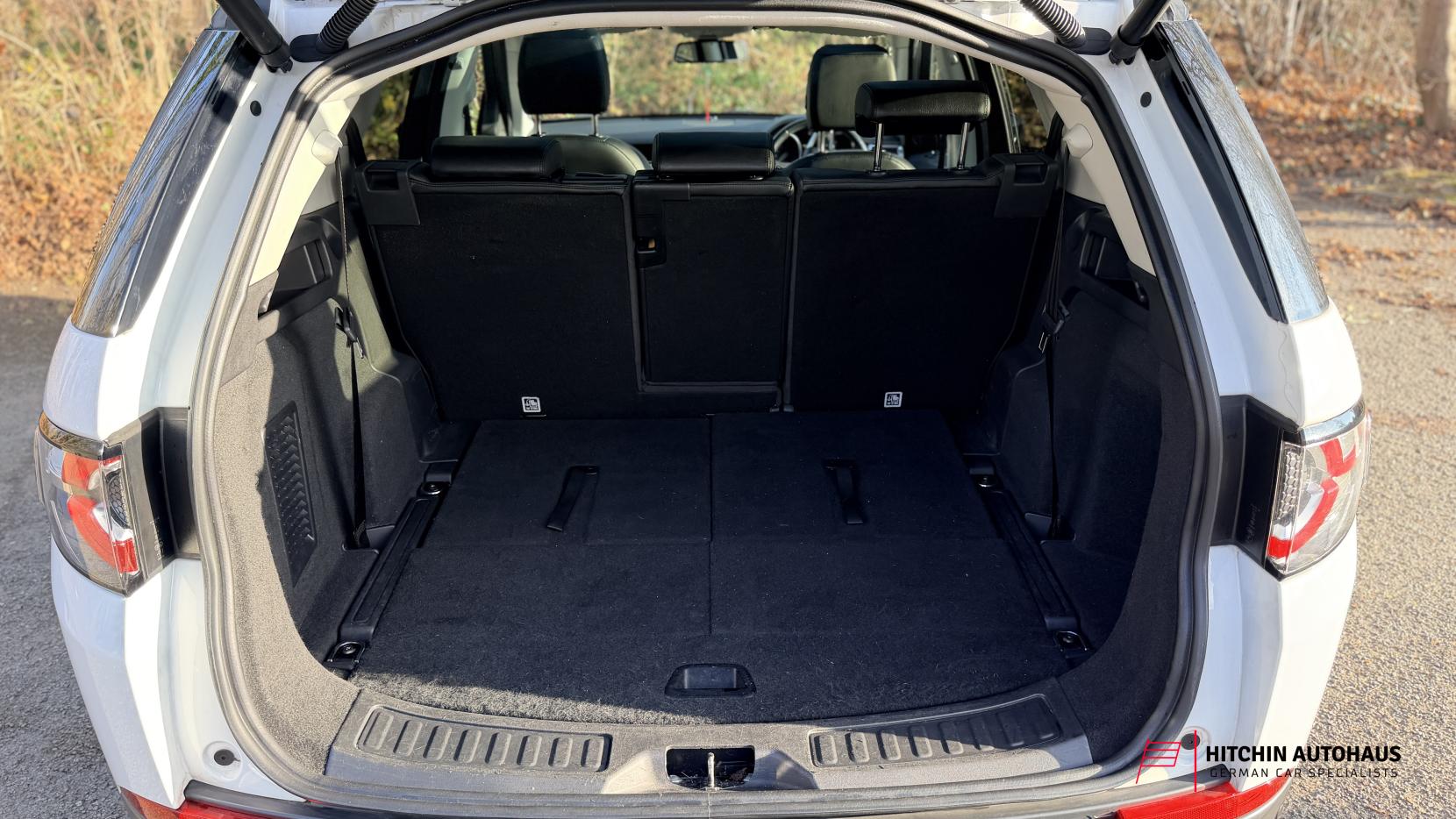 Land Rover Discovery Sport 2.0 TD4 HSE Black SUV 5dr Diesel Auto 4WD Euro 6 (s/s) (180 ps)