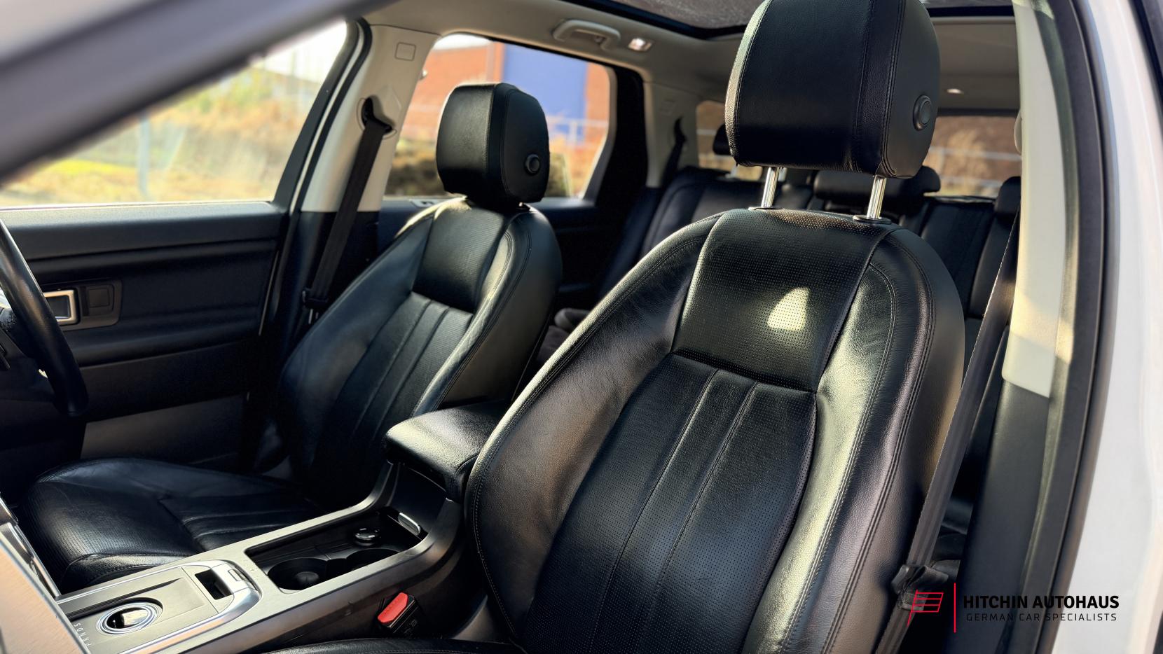 Land Rover Discovery Sport 2.0 TD4 HSE Black SUV 5dr Diesel Auto 4WD Euro 6 (s/s) (180 ps)