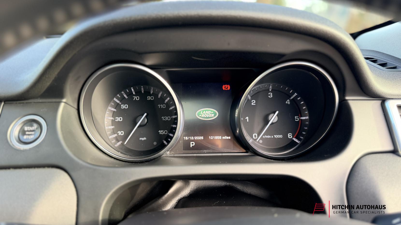 Land Rover Discovery Sport 2.0 TD4 HSE Black SUV 5dr Diesel Auto 4WD Euro 6 (s/s) (180 ps)