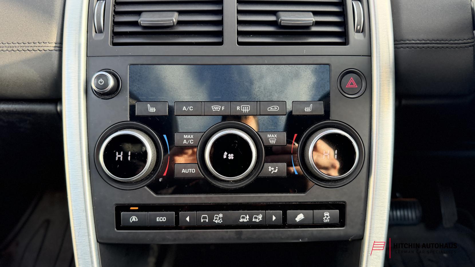 Land Rover Discovery Sport 2.0 TD4 HSE Black SUV 5dr Diesel Auto 4WD Euro 6 (s/s) (180 ps)