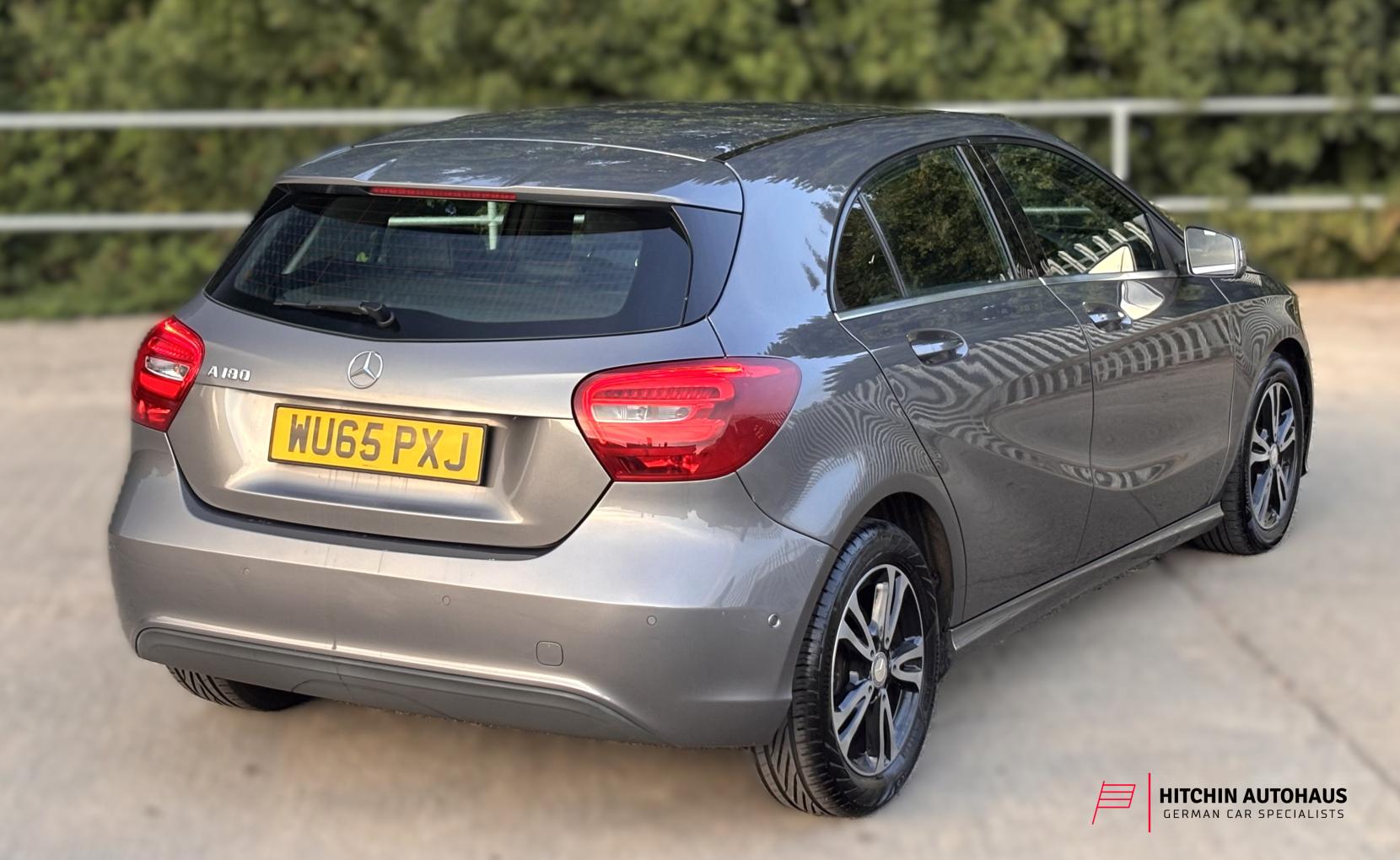 Mercedes-Benz A Class 1.6 A180 SE (Executive) Hatchback 5dr Petrol 7G-DCT Euro 6 (s/s) (122 ps)