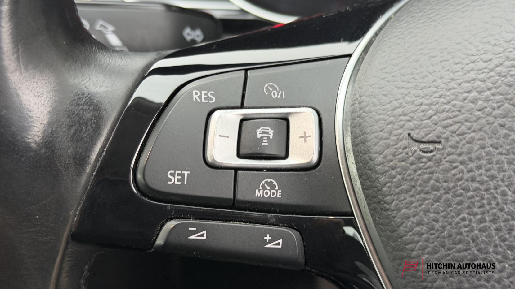 Volkswagen Passat 1.6 TDI BlueMotion Tech SE Saloon 4dr Diesel Manual Euro 6 (s/s) (120 ps)