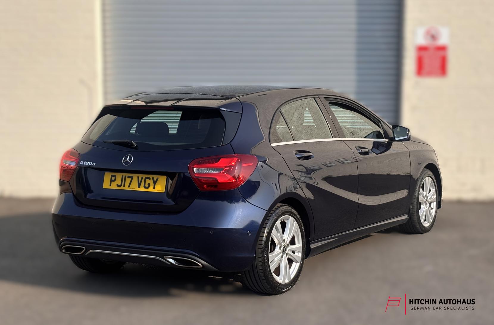 Mercedes-Benz A Class 1.5 A180d Sport (Premium) Hatchback 5dr Diesel 7G-DCT Euro 6 (s/s) (109 ps)