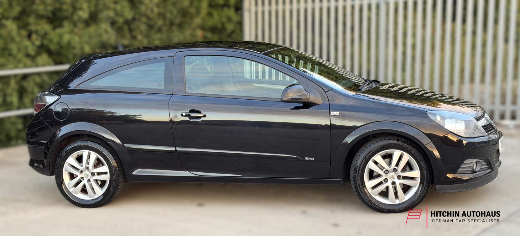 Vauxhall Astra 1.6i 16v SXi Sport Hatch 3dr Petrol Manual (155 g/km, 113 bhp)