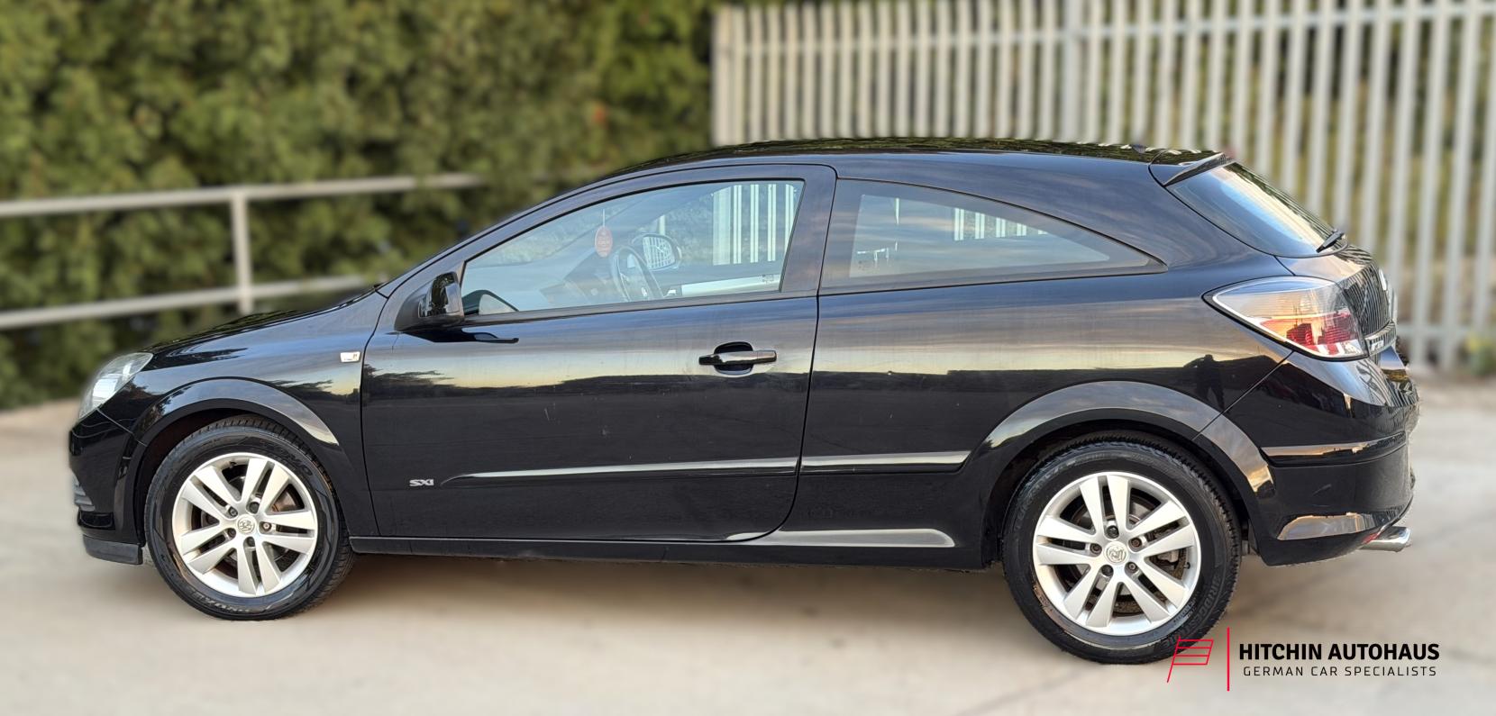 Vauxhall Astra 1.6i 16v SXi Sport Hatch 3dr Petrol Manual (155 g/km, 113 bhp)