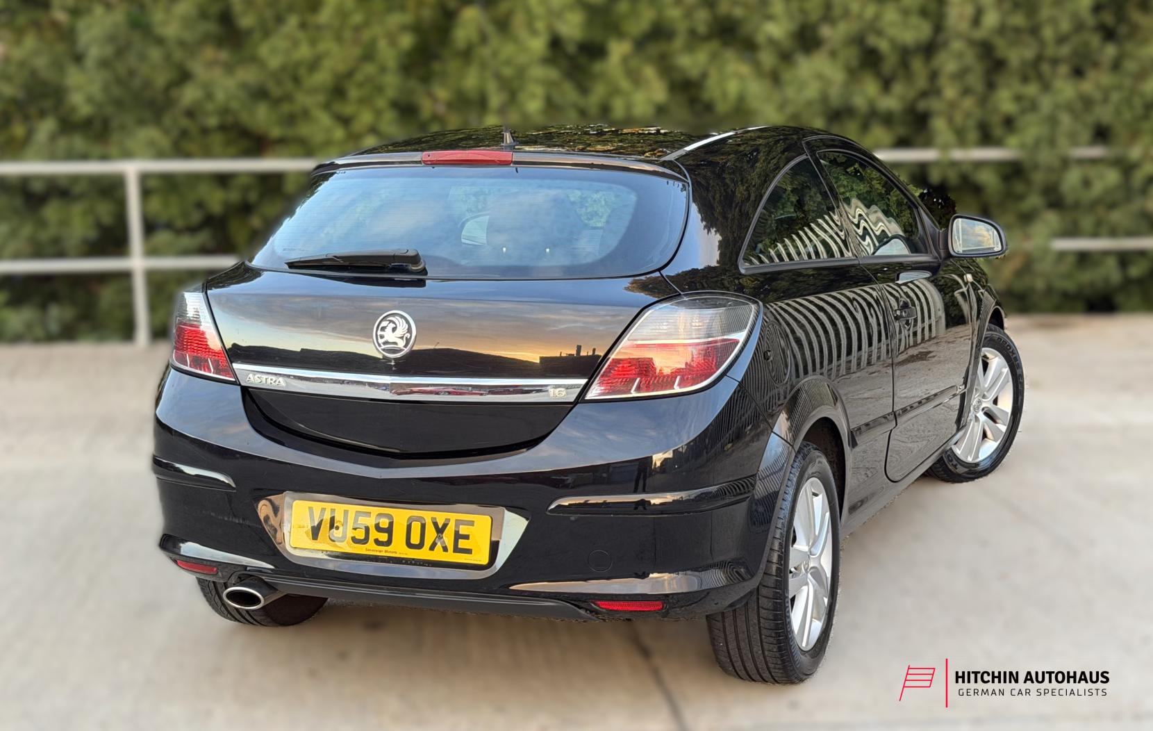 Vauxhall Astra 1.6i 16v SXi Sport Hatch 3dr Petrol Manual (155 g/km, 113 bhp)